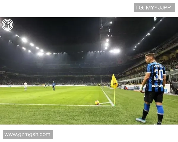 足球明星女友盛赞其帽子戏法表现称赞不已引发热议